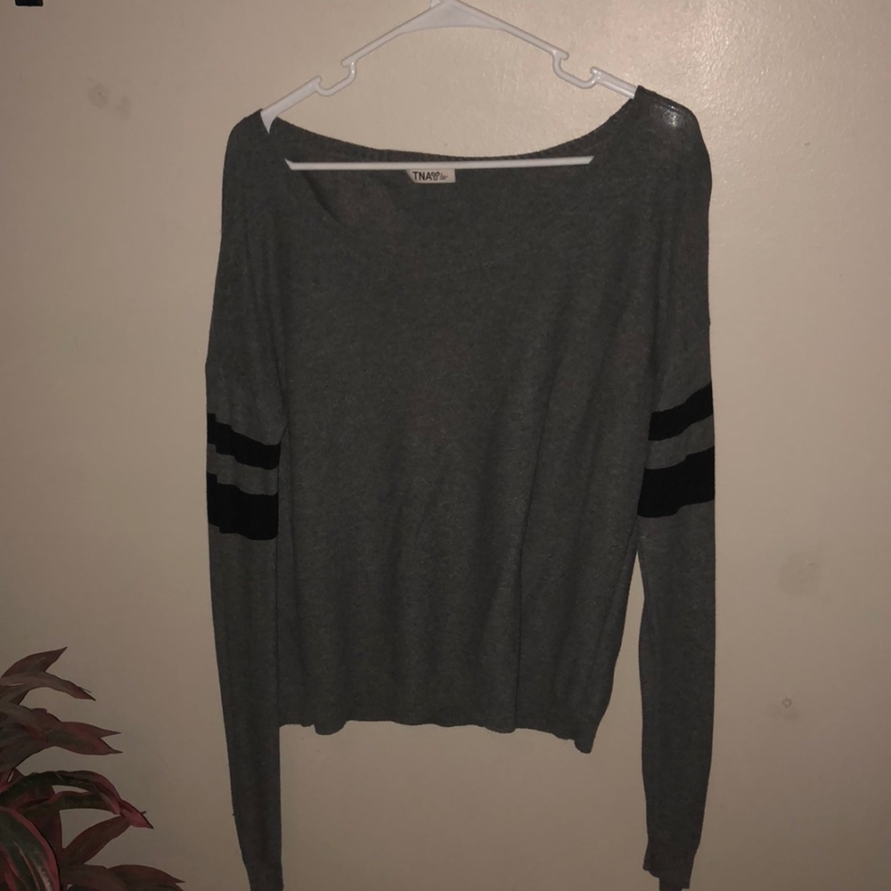 TNA crew neck